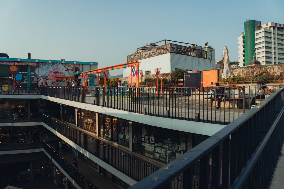 Korean Department Store Food Halls 2026: What To Eat In Seoul