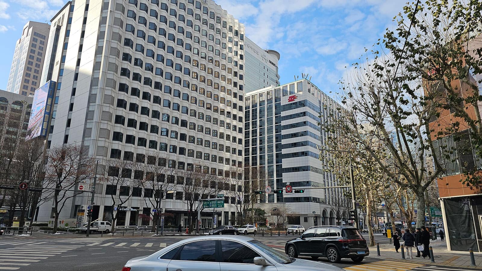 Jobs in South Korea: Career Sectors and Work Culture